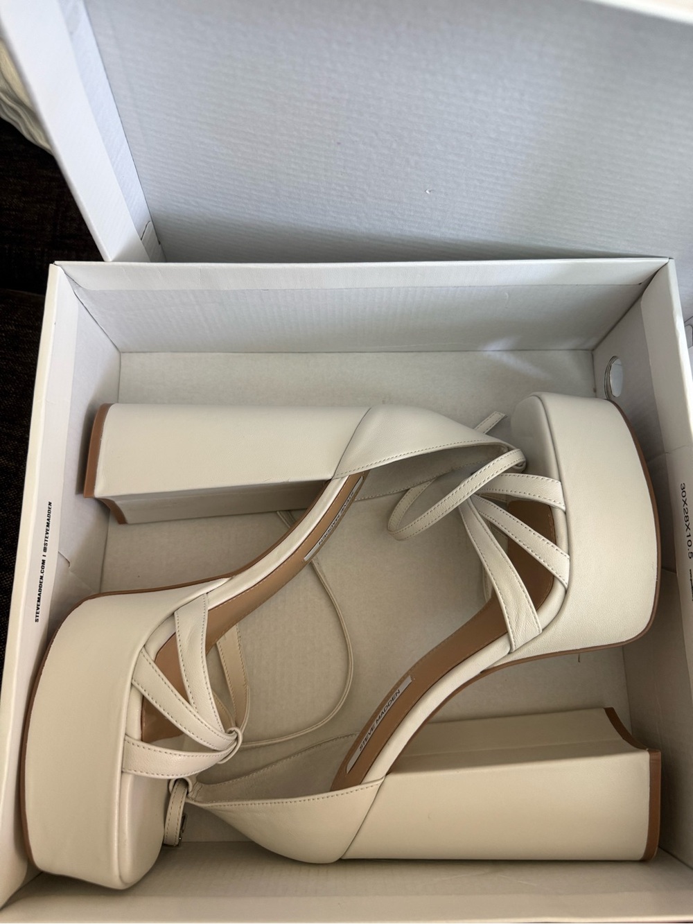 Steve Madden retro white leather